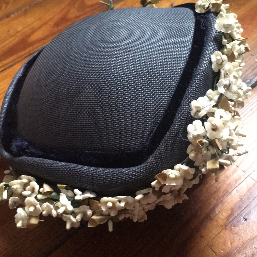 Vintage precious flower hat